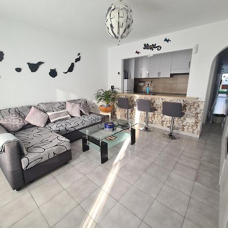 Apartamento Laina Tias Luaran gambar
