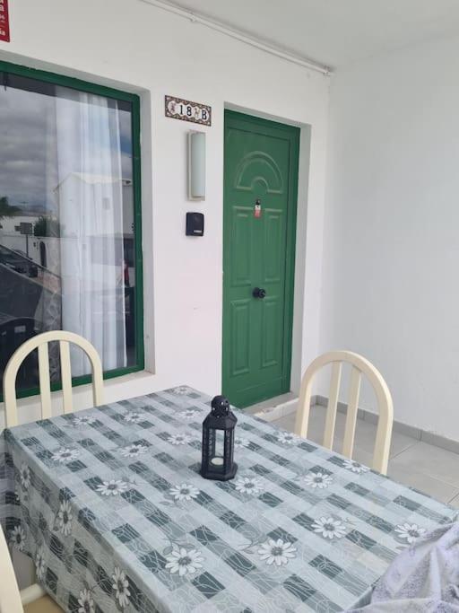 Apartamento Laina Tias Luaran gambar